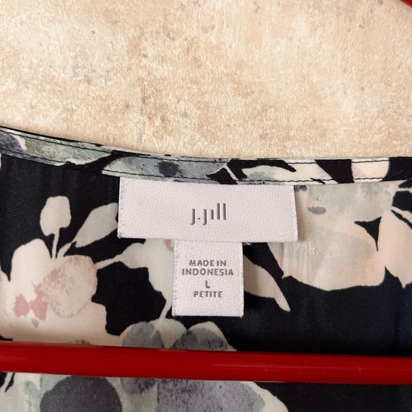 J Jill Cold Shoulder Floral Shirt - Picture 2 of 6